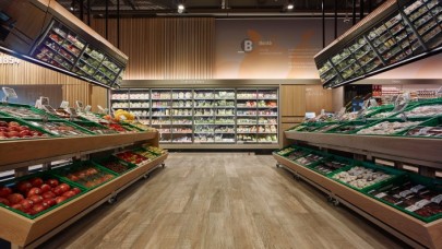 Stok yapmak isteyenler sebebiyle süpermarketlerin rafları boş kaldı