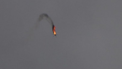 Suriye Ordusu'na ait bir helikopter daha düşürüldü: İlk görüntüler!
