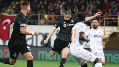 Tüylerin diken diken olduğu Alanya'daki maçta Beşiktaş'tan müthiş dönüş!
