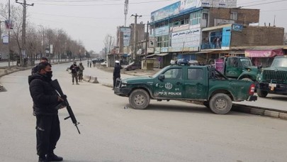 Afganistan'da siyasilerin katıldığı anma törenine bombalı saldırı