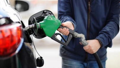Benzinde ikinci büyük indirim