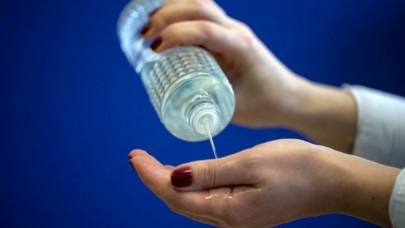 'Alkolün temizlikte kullanılması caiz midir' sorusuna Diyanet'ten yanıt geldi!