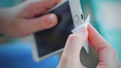 Apple,  telefonunuzu nasıl temizleyebileceğinizi açıkladı!