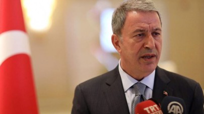 Bakan Hulusi Akar: 1 askerimiz şehit oldu,  9 askerimiz yaralandı