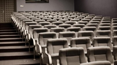 Bakanlık duyurdu: Kafe,  sinema ve düğün salonları dahil birçok alan kapatılıyor!