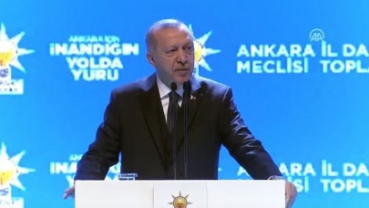 Cumhurbaşkanı Erdoğan'dan İdlib mesajı: 'Omuzlarının üzerinde baş kalmayacak'