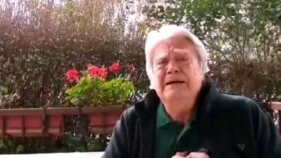 Cüneyt Arkın şehitleri anarken gözyaşlarını tutamadı