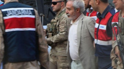 Diyarbakır eski belediye başkanı Selçuk Mızraklı'ya 9.5 yıl hapis