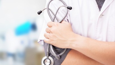 Doktorla tartışan hastaya 'balon' cezası