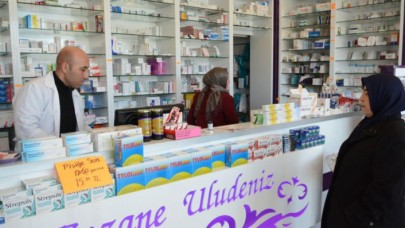 Eczacı Odası duyurdu: Artık eczanelere tek tek girilecek!