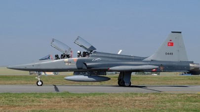 Erdoğan Putin görüşmesi öncesi Türk F-16'lar Rus savaş uçaklarına karşı havalandı