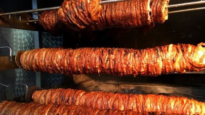 Kokoreç karaborsaya düştü: Yüzde 50 zam geldi