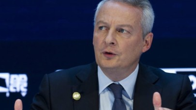 Fransız bakandan Erdoğan'a: Ateşle oynuyor