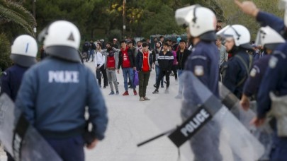 Hızla yayılan dedikodu ortalığı karıştırdı: Yüzlerce göçmen oraya akın etti!