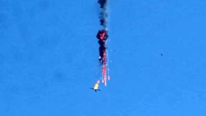 İdlib'de Esad rejimine ait uçak düşürüldü