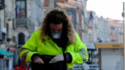 İtalya'da eczane ve marketler haricinde tüm dükkanların kapatılması için emir geldi!