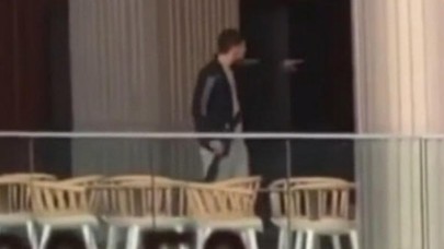 İzmir'de AVM'de alarm: Pompalı tüfekle içeri girdi!