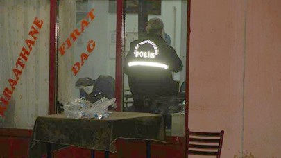 Kıraathaneye ateş açıldı: Çok sayıda ölü ve yaralı var!