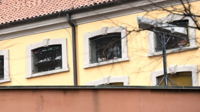 Koronavirüs firarı: 1500 mahkum kaçtı!