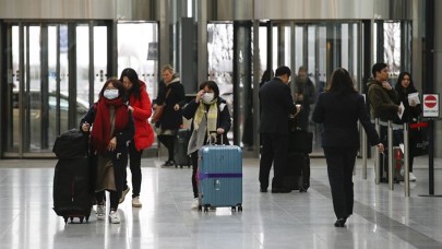 Evde koronavirüs karantinasına uymayanlara para ve hapis cezası!