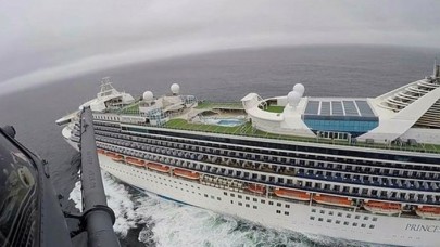 Lüks yolcu gemisinde koronavirüs alarmı: Test kitleri havadan bırakıldı!