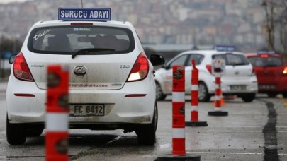 MEB,  ehliyet sınavlarını erteledi: Ehliyet sınavı ne zaman yapılacak?