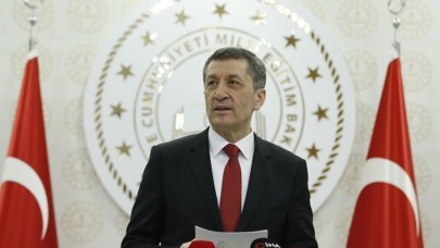 Milli Eğitim Bakanı Selçuk'tan okulların açılmasına ilişkin açıklama