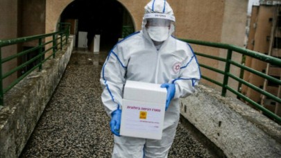 Mossad ajanlarının akılalmaz oyunu: 100 bin test kitini çaldılar!