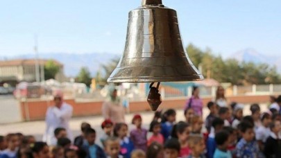 Okullar ne kadar kapalı kalacak? Karar veriliyor