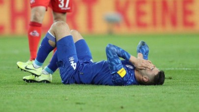 Ozan Kabak hastaneye kaldırıldı