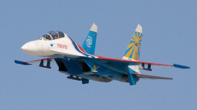 Rus Su-27 uçağı Karadeniz'de düştü