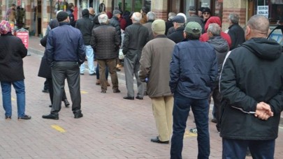 Satılıyorsa ucuz yumurta,  vız gelir korona!