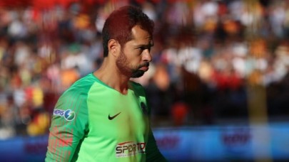 Serkan Kırıntılı kırmızı kart görerek Fenerbahçe karşısına yine çıkamayacak!