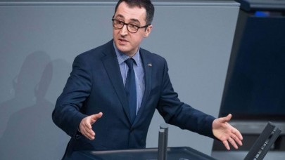 Siyasetçi Cem Özdemir'in koronavirüs testi pozitif çıktı!