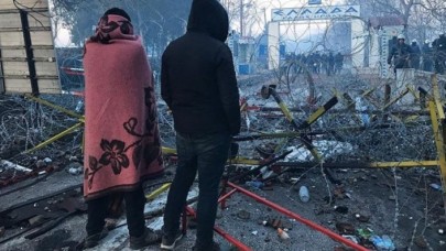 Soylu'dan Yunanistan'a mülteci çağrısı: 'Türkiye 4 milyon Suriyeliye ev sahipliği yaptı!'