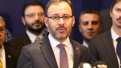 Spor Bakanı Kasapoğlu'ndan flaş açıklamalar: Maçlar seyircisiz mi oynanacak?