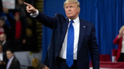 Trump'a koronavirüs şoku!