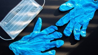 Tek kullanımlık eldiven ve maskeler için yeni karar!