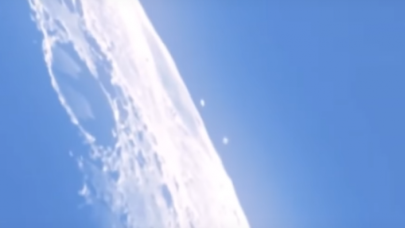 Ayın yüzeyinde çekilen görüntüler tartışma yarattı: Photoshop mu,  gerçek mi?