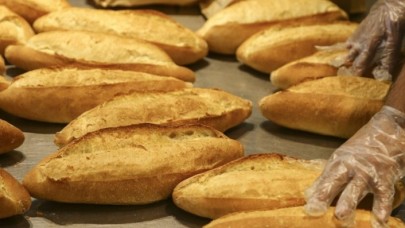 Belediyenin ekmek dağıtmasına polis engel olunca valilik devreye girdi