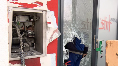 Bu neyin göstergesi: ATM'ler hava uçurularak soyuldu