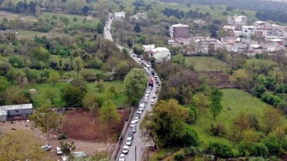 Bursa'da yasak öncesi kilometrelerce su kuyruğu