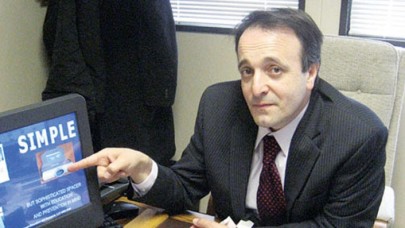 Buyur burdan yak: Hürriyet'in "Fetö'nün ABD'deki doktoru" dediği Vedat Obuz'u CNN Türk ekrana çıkardı