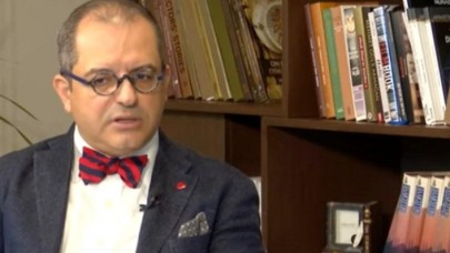 Canlı yayında söyledikleriyle büyük tepki çeken Prof. Dr. Mehmet Çilingiroğlu bakın bu sefer ne yaptı!