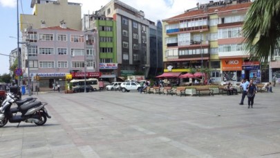 İstanbul’da bir bulvar ve bir meydan koronavirüs nedeniyle kapatıldı!