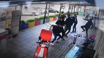 Maske takmadığı için fırına alınmadı: 4 kişiyle geri gelip,  zorla içeri girdi!