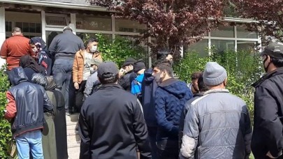 Mülteci hücumu: Yardım yapılacak diye muhtarlıklara koştular