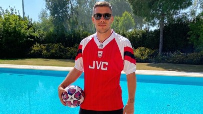 Podolski,  Kırkpınar Başpehlivanı Ali Gürbüz ile yağlı güreşe çıkacak