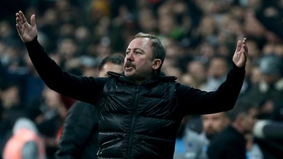 Sergen Yalçın'dan koronavirüste sürpriz karar