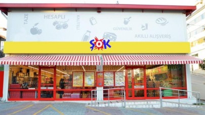 Şok Market çalışanlarını yürüterek evlere servise yolluyor